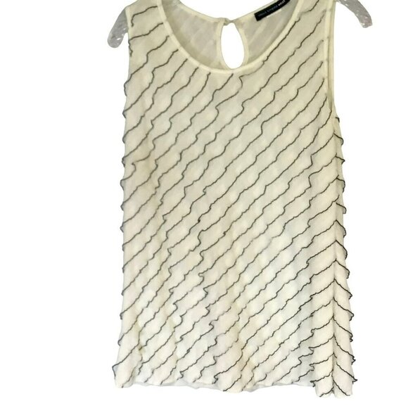 Saint Tropez Women's Sleeveless Diagonal Ruffle Stretchy Lined Blouse Size Large - Picture 1 of 8